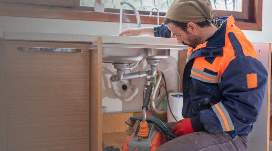leaky faucet repair in Salamonia, IN